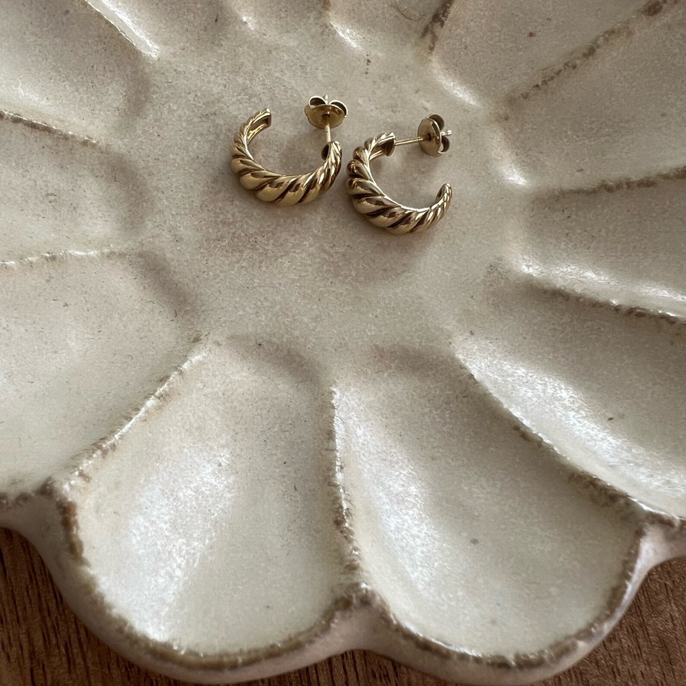 MEJURI croissant dome hoop earrings (discontinued )
